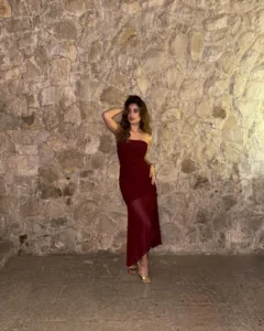 Rasha Thadani height